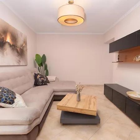 Chic & Serene Apartment-your Relaxing Oasis Appartement