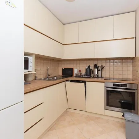 Chic & Serene Apartment-your Relaxing Oasis Appartement *