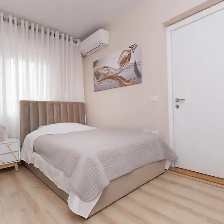 Chic & Serene Apartment-your Relaxing Oasis Appartement *