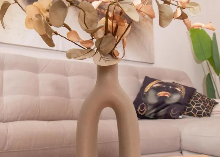 Lejlighed Chic & Serene Apartment-your Relaxing Oasis *