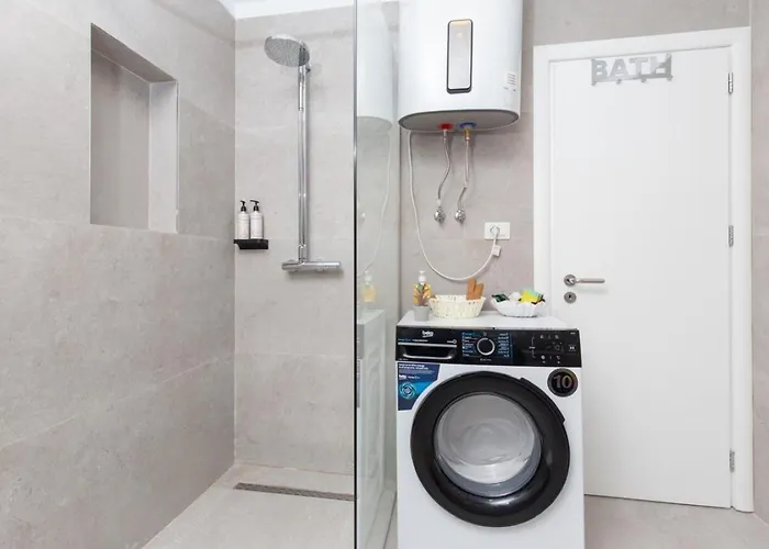 Chic & Serene Apartment-your Relaxing Oasis Lejlighed